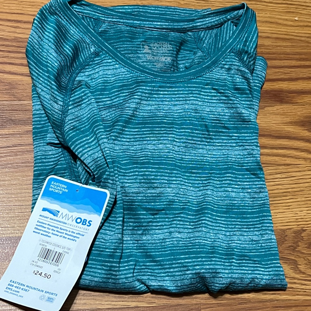 New Eastern Mountain Techwick Essence Short Sleeved Aqua Stripes Top
